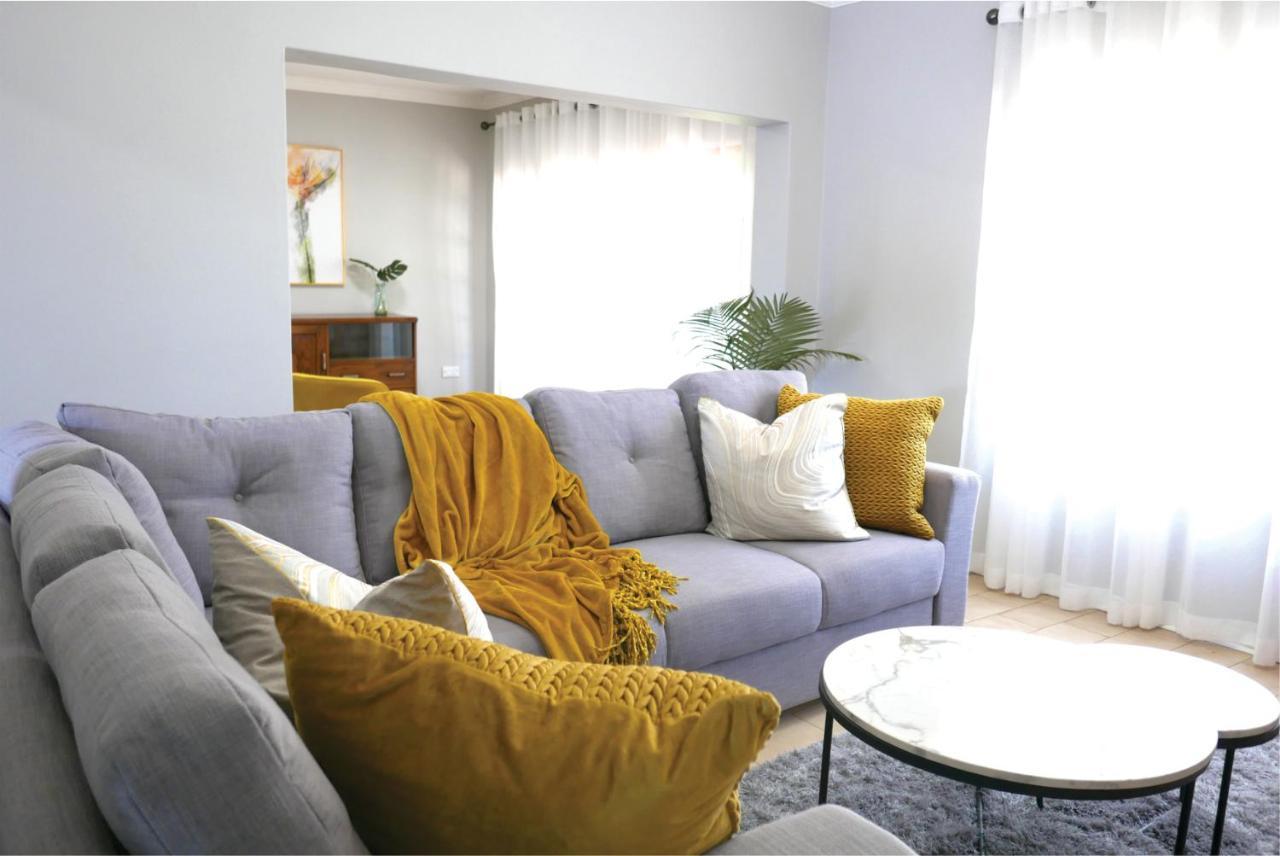 Waterside Cottages & Villas - Self Catering Gaborone Dış mekan fotoğraf